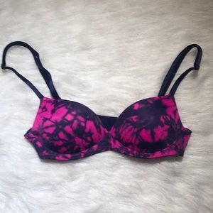 Victoria’s Secret PINK Push-Up Wireless Bra
